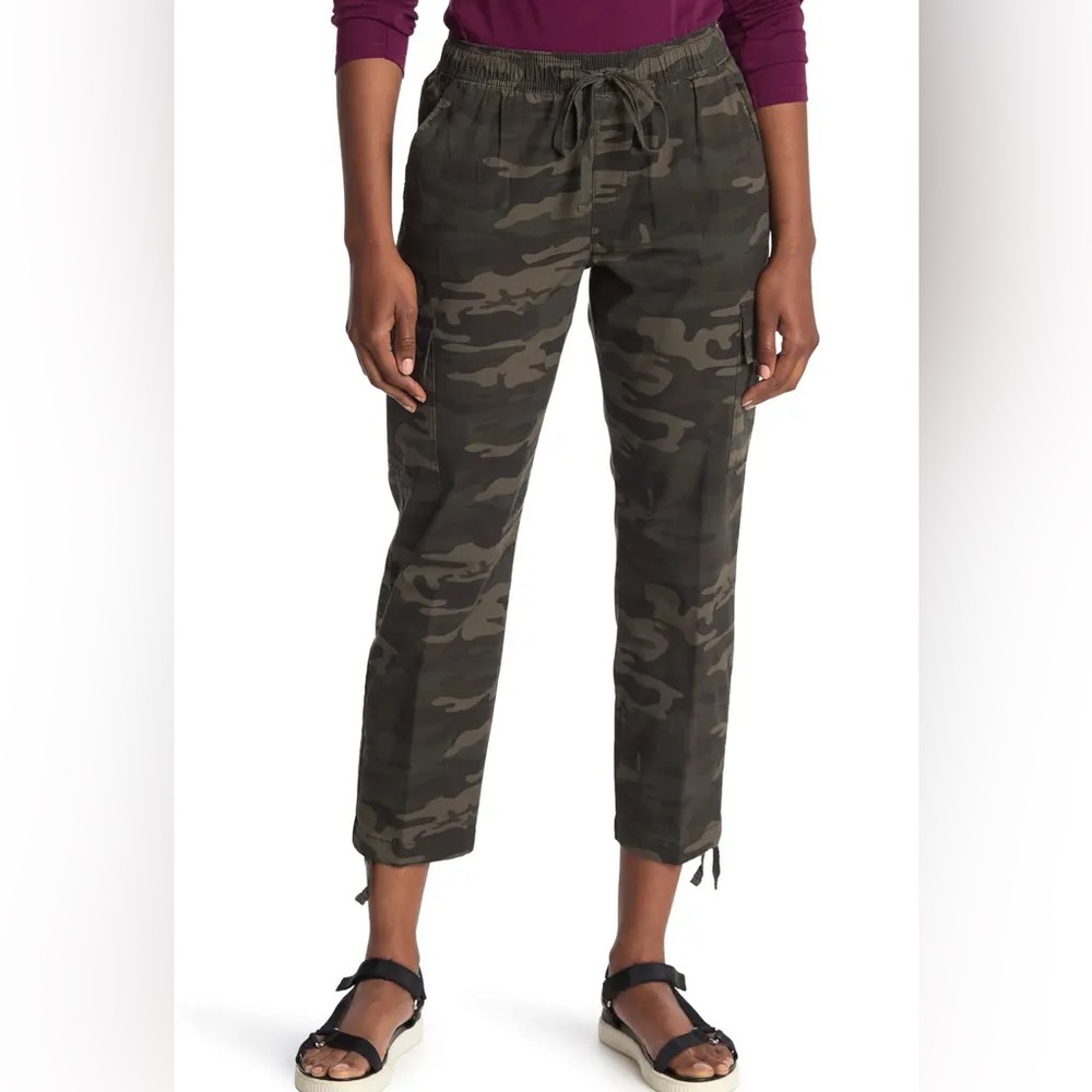 🆕 Sanctuary Pull-On Camo Joggers size large